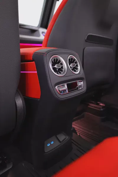 2027 G63 MANUFAKTUR EDITION + CARBON INTERIOR - BRAND NEW-12
