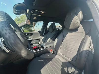 Mercedes-Benz C-Class-12