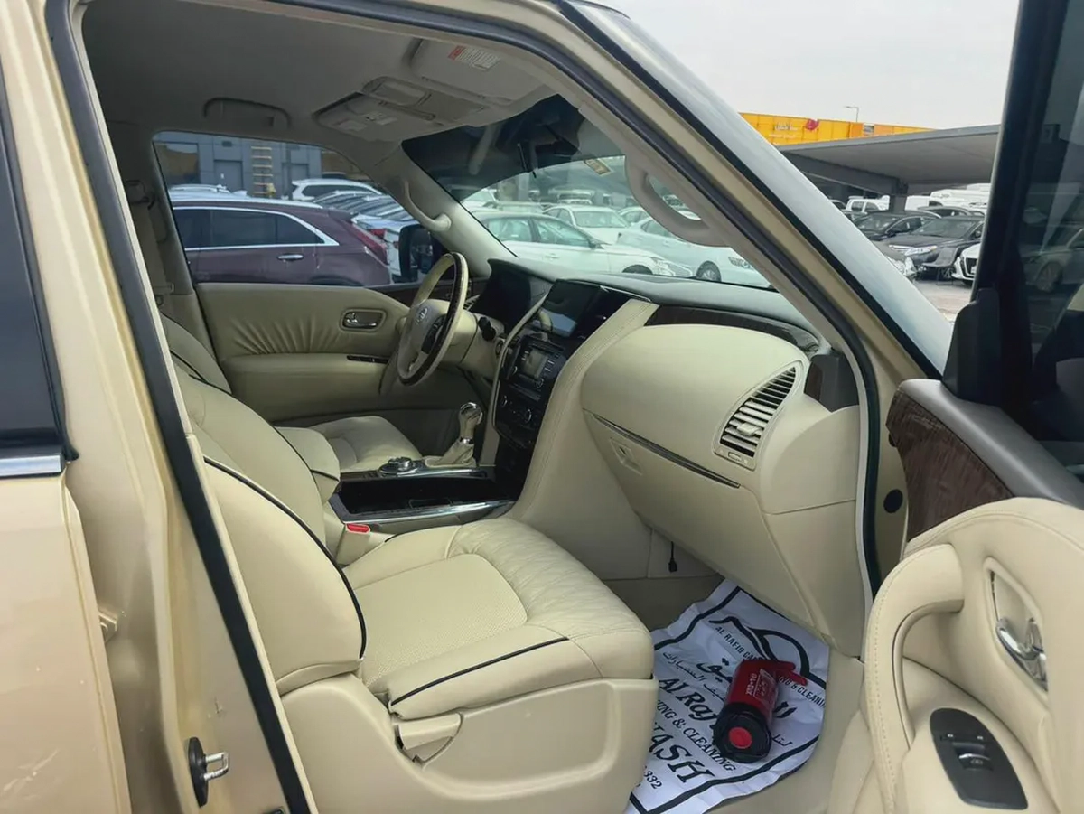 Nissan patrol 2016 look 2020 gold color GacC calen car