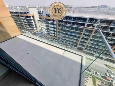 Spacious Layout • Chiller Free • High Floor • Pool View-9