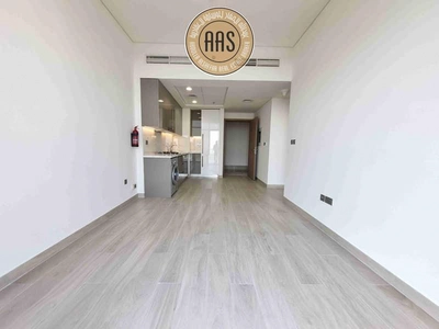 Spacious Layout • Chiller Free • High Floor • Pool View-3