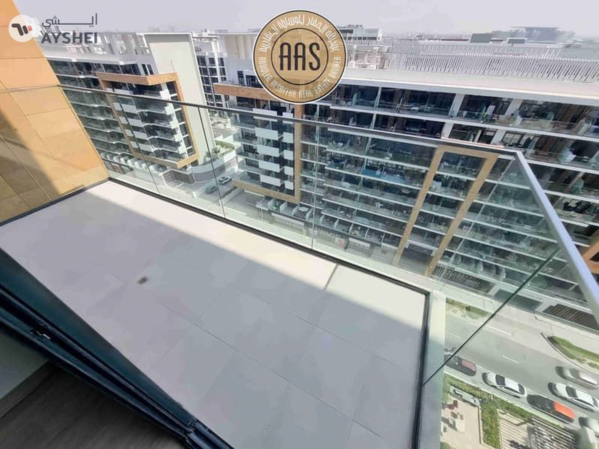 Spacious Layout • Chiller Free • High Floor • Pool View-9-9