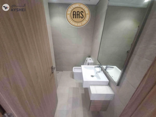 Spacious Layout • Chiller Free • High Floor • Pool View