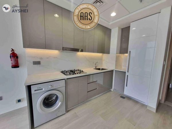 Spacious Layout • Chiller Free • High Floor • Pool View