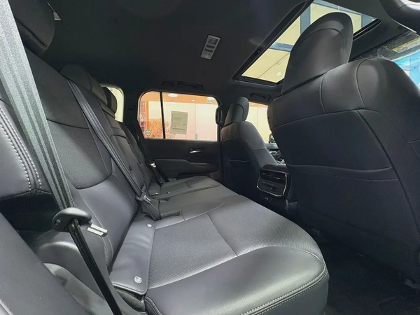 Toyota Land Cruiser GXR 2023 MODEL - GCC Specification