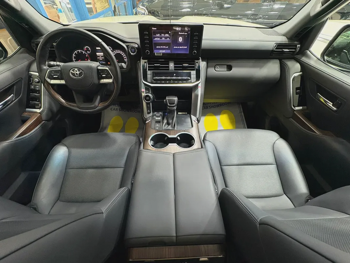 Toyota Land Cruiser GXR 2023 MODEL - GCC Specification-13-13