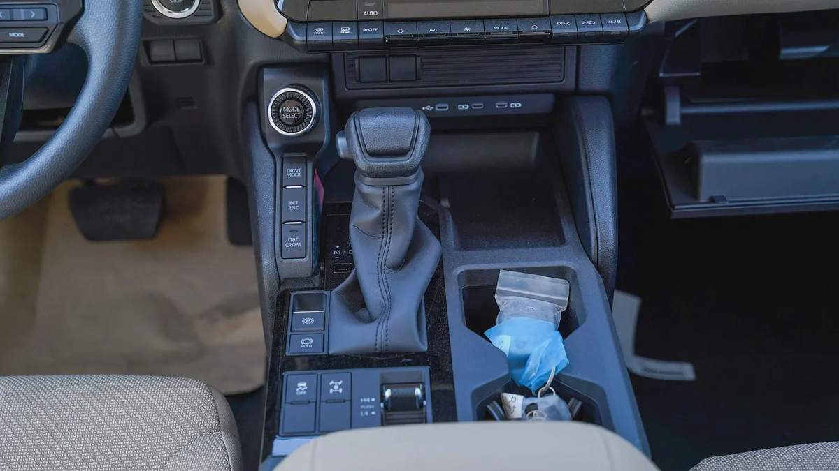 Toyota Prado TXL basic  2025 GCC Specs-15-15