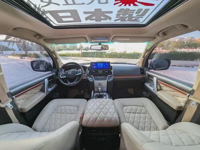 TOYOTA LAND CRUISER 2008 FACELIFTED 2025 VXR V8 FULL OPTION GCC IN EXCELLENT CONDITION-2