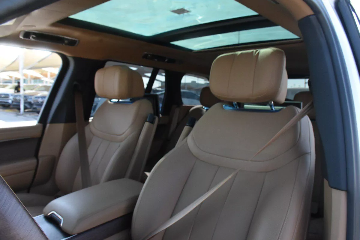 RANGE ROVER AUTOBIOGRAPHY 2025 | WHITE-8-8