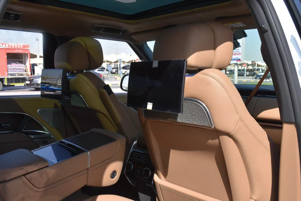 RANGE ROVER AUTOBIOGRAPHY 2025 | WHITE-6-6