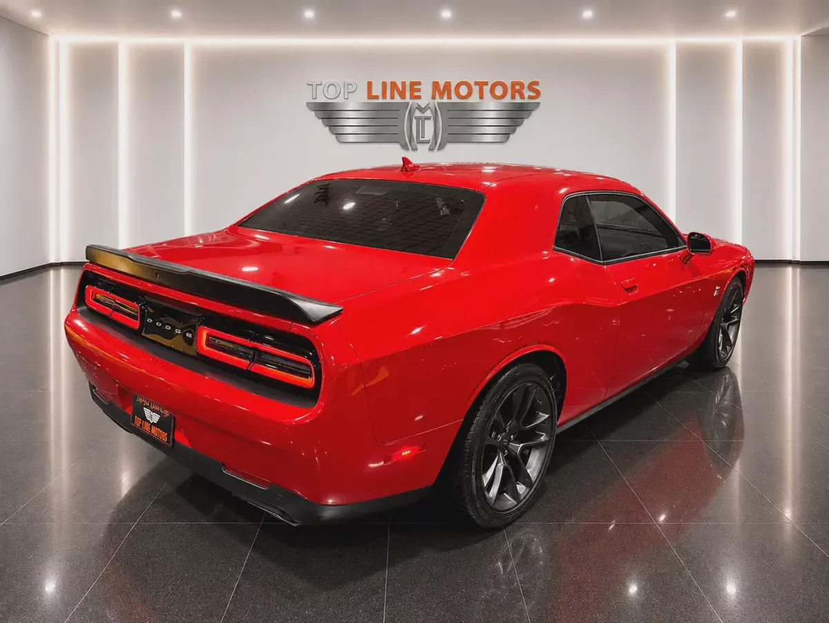 DODGE CHALLENGER 6.4L,SRT SCAT PACK, MANUAL GEAR,, EXCELLENT CONDITION-3-3