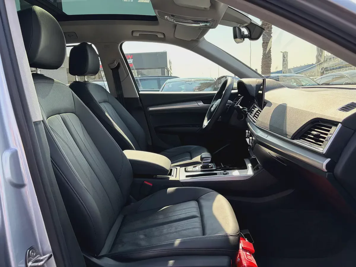 2024. Audi Q5. Gcc only 9000km-10-10
