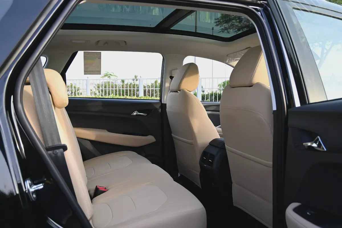 Chevrolet Captiva Premier 1.5L FWD - 2025 - ضمان الوكيل-9-9