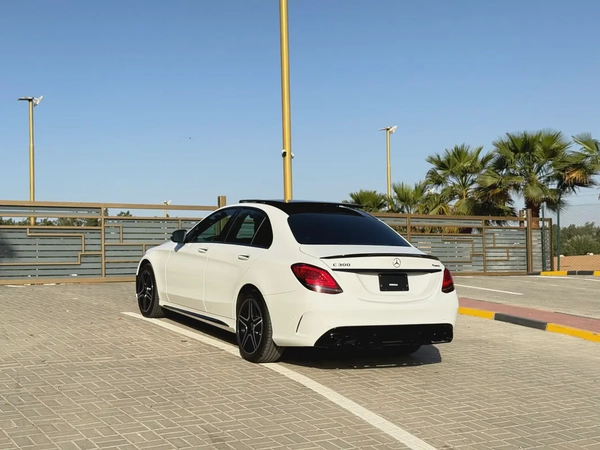 Mercedes 2021 C300 full option panorama 360 camera AMG