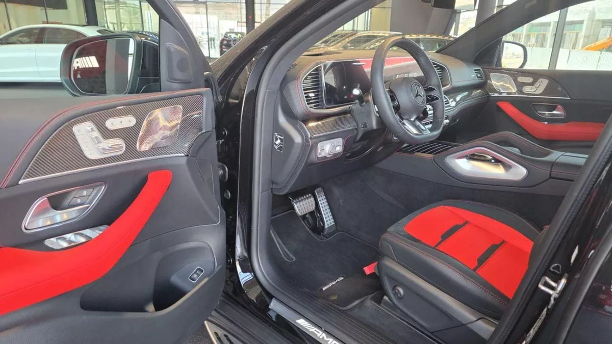Mercedes Benz GLE53 AMG COUPE 4MATIC+ With Carbon Under Agency Warranty 2026 GCC-8-0