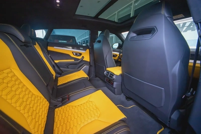 Lamborghini Urus  | 2021 | 13,500Km | Under warranty-12