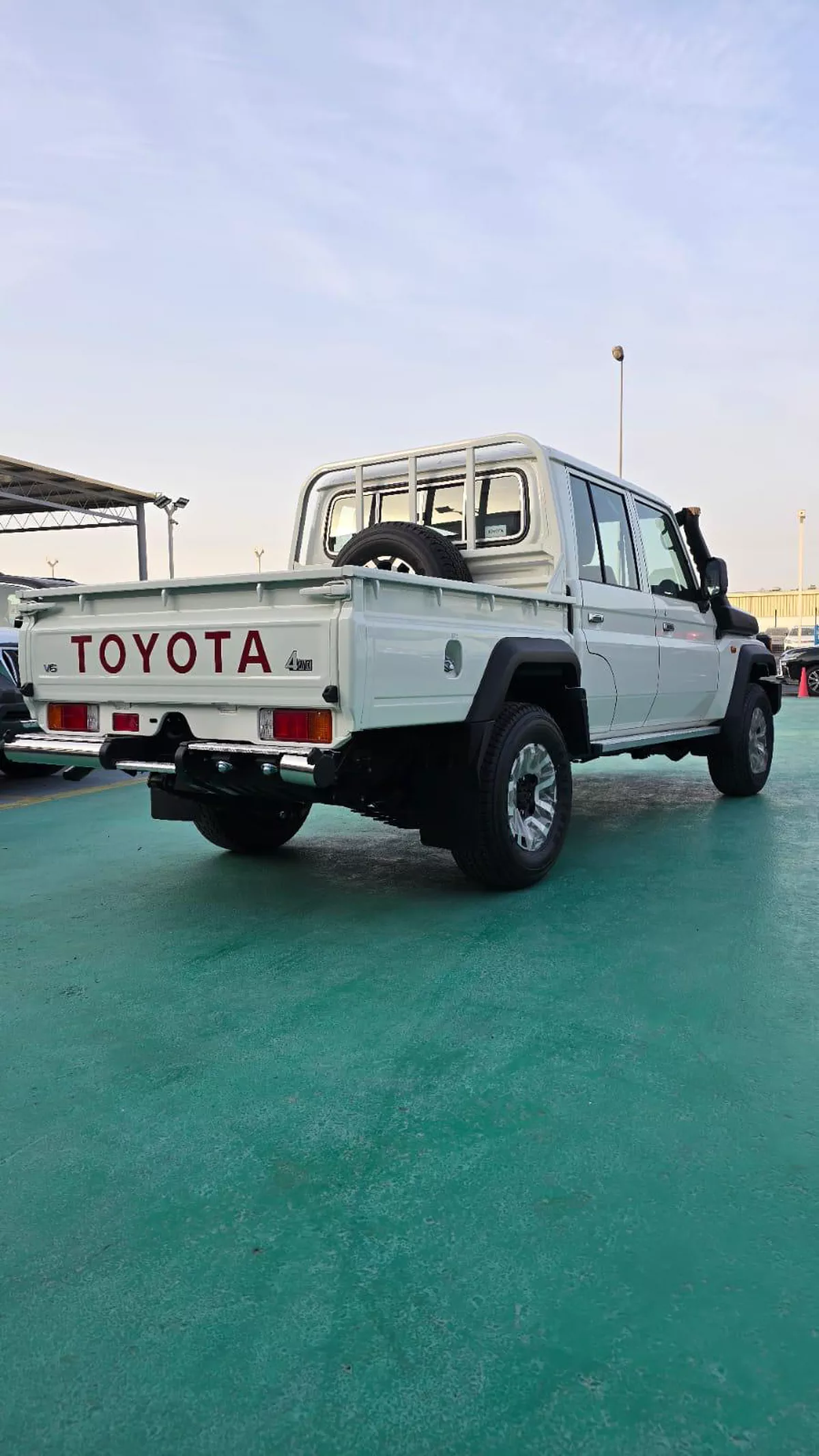 TOYOTA LAND CRUISER 79 LX 4.0L V6 P MT 2026 – FULL OPTION-4-4