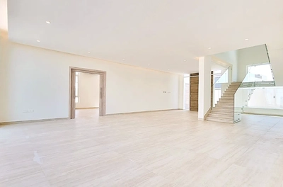 VILLA FOR RENT IN MUSHRAIF, MIRDIF-10