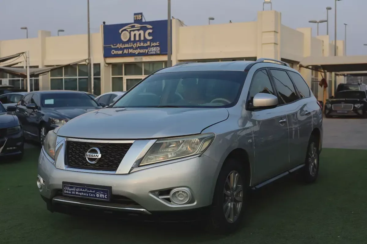 Used Nissan Pathfinder 3.5L S 4WD 2015
