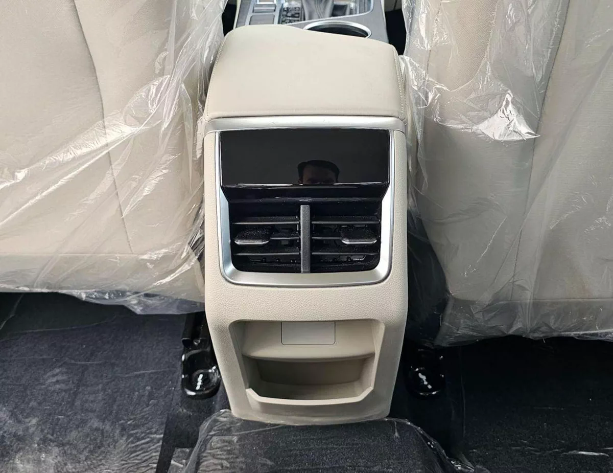 Chery Arrizo 5 ARRIZO 5 1.5L PETROL STANDARD || 1.5L PETROL V4 | FABRIC SEATS | KEY START | RAER PARKING SENSOR (CODE # TARZ)-24-0