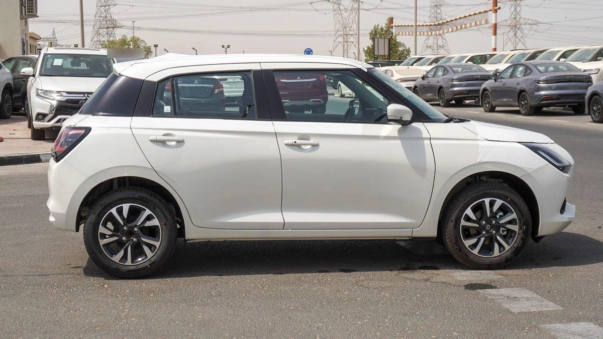 Suzuki Swift Brand New Suzuki Swift 2026 1.2L FWD Petrol |White/Black |N-SWI12- P-26 |FOR EXPORT-3-3