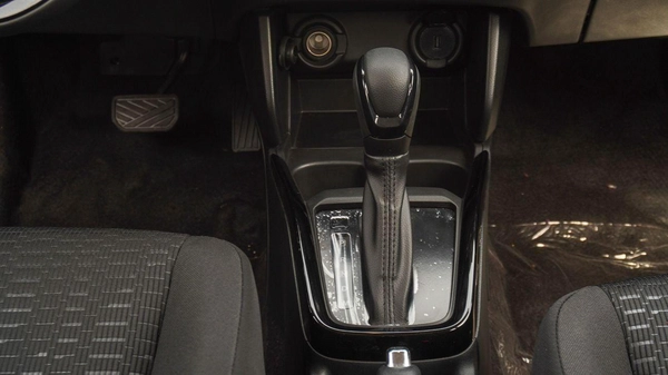 Suzuki Swift Brand New Suzuki Swift 2026 1.2L FWD Petrol |White/Black |N-SWI12- P-26 |FOR EXPORT