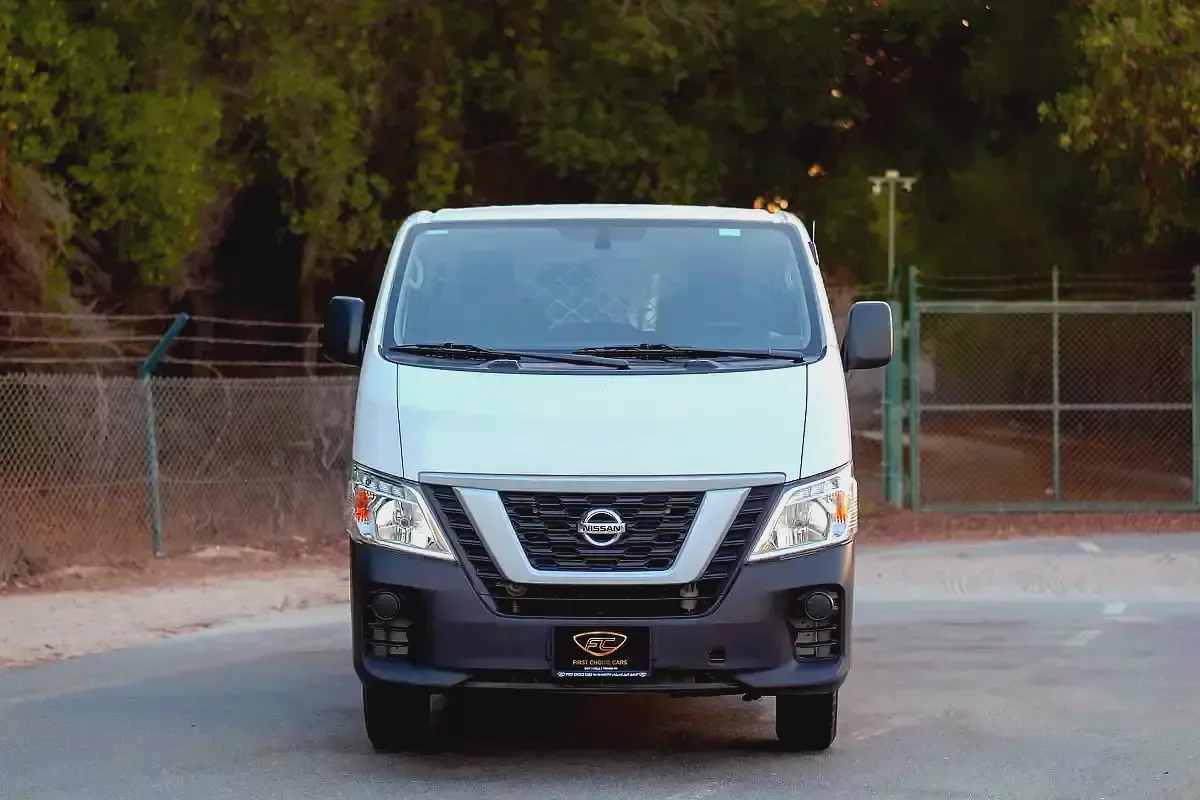 2021 Nissan Urvan | Standard Roof Delivery Van | GCC Specs | Ref#N33021-4-4