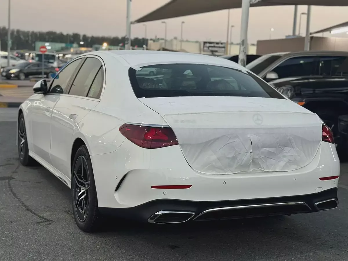 Mercedes-Benz E-Class E 200 2026 Korean Specs-2-2