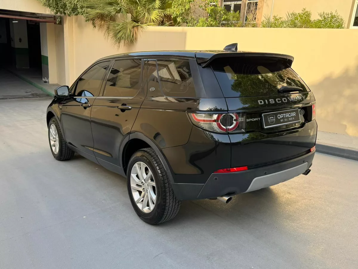 Gulf Specs 2018 DISCOVERY SPORT SE AWD 2.0Litre Turbo-Charged (AL-Tayer Maintained)-1-1