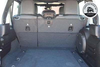 BRAND NEW | DEALER 5 YRS WTY 3 YRS SP | 2026 JEEP WRANGLER 4DR SAHARA BLACK (2.0L)-8