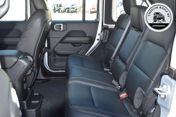 BRAND NEW | DEALER 5 YRS WTY 3 YRS SP | 2026 JEEP WRANGLER 4DR SAHARA BLACK (2.0L)