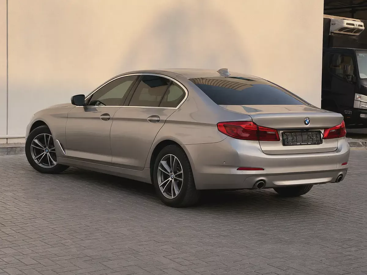 AED 1,123 EMI P.M | BMW | 520I | EXCLUSIVE| GCC | 2.0L I4 | 2020| FSH | 0% DOWNPAYMENT-3-3