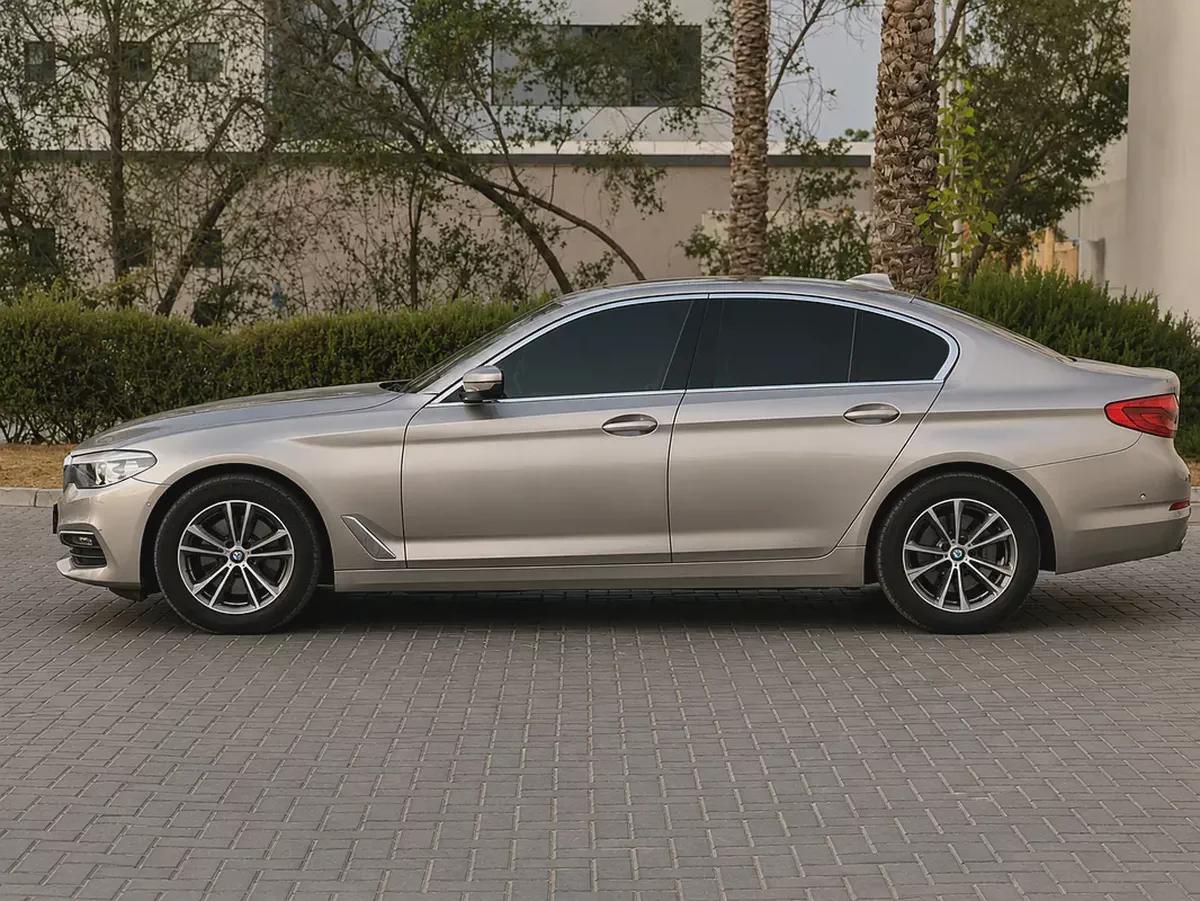 AED 1,123 EMI P.M | BMW | 520I | EXCLUSIVE| GCC | 2.0L I4 | 2020| FSH | 0% DOWNPAYMENT-5-5