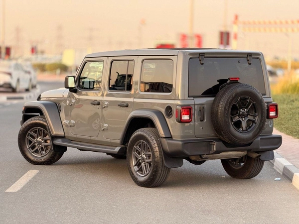 Jeep Wrangler Unlimited SPORT full option automatic Roof