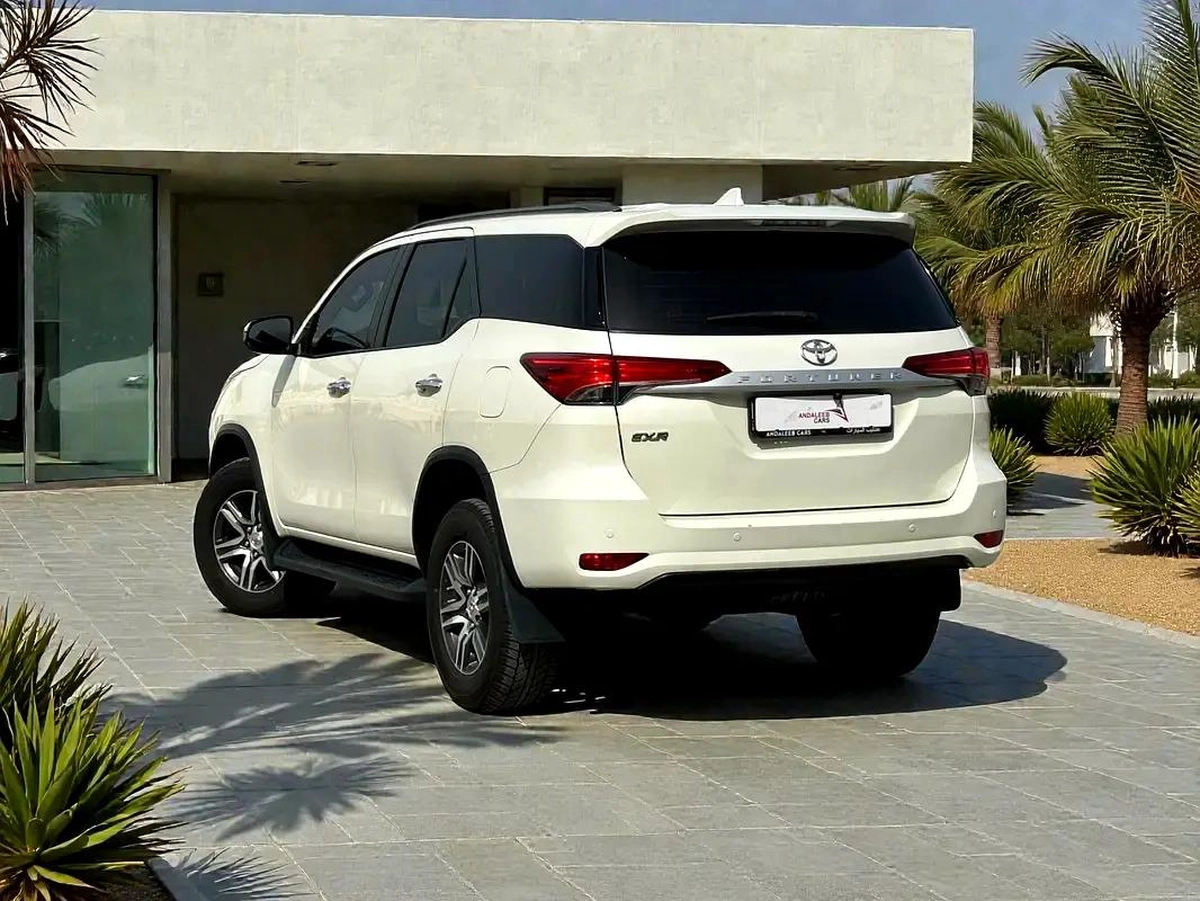 AED 1,380 P.M | 0% DOWN PAYMENT | TOYOTA FORTUNER EX-R | 2022-12-12
