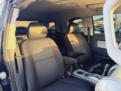 Toyota FJ Cruiser 2013 GCC Specs - Reliable and Ready for Adventure-7
