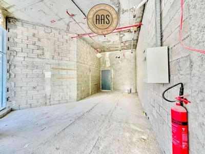 Hot Deal•Main Boulevard View Shop With Exit Door•2 Months Free•4 Cheques-6