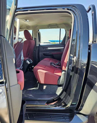 Toyota Hilux SR5 (NON GCC) SR5 TRD || WOOD INTERIOR W VISOR | 4.0L PETROL V6 4WD | BLIND SPOT | DIFFLOCK | DVD+CAMERA | READY S-12