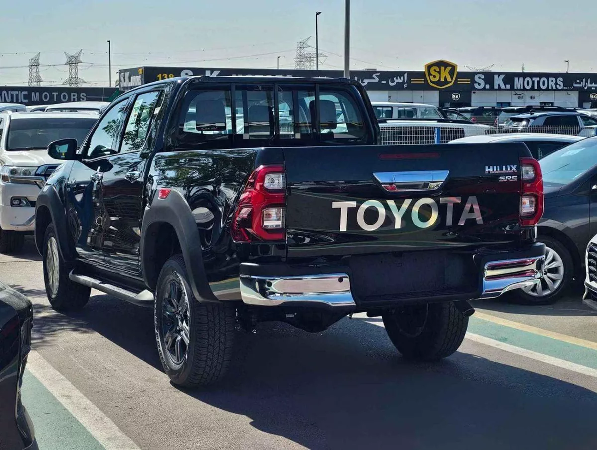 Toyota Hilux SR5 (NON GCC) SR5 TRD || WOOD INTERIOR W VISOR | 4.0L PETROL V6 4WD | BLIND SPOT | DIFFLOCK | DVD+CAMERA | READY S-5-0
