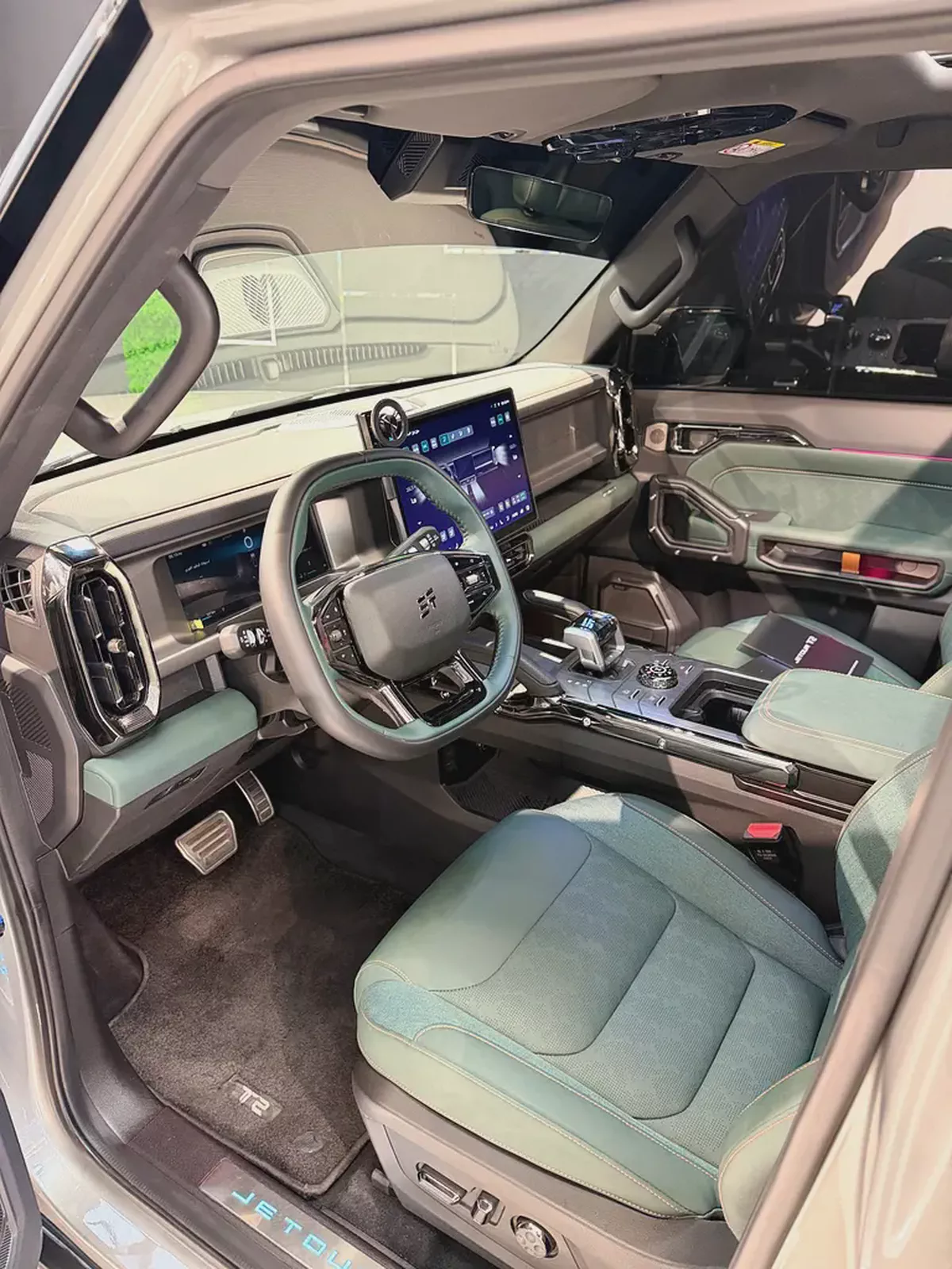 Jetour T2 Traveler Plus 2026 GCC Elite 10 Years Warranty-13-13