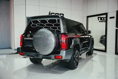 Nissan Patrol Safari Super Safari Al Ostoura 2024 GCC Specs-17