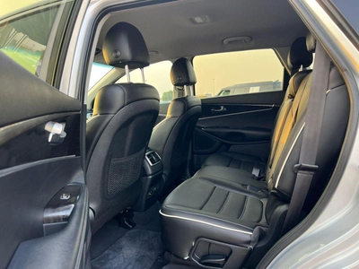 Kia Sorento 2019 Kia Sorento MidOption -3.3L V6 - Rear Camera - Auto trunk - Leather Seat --15