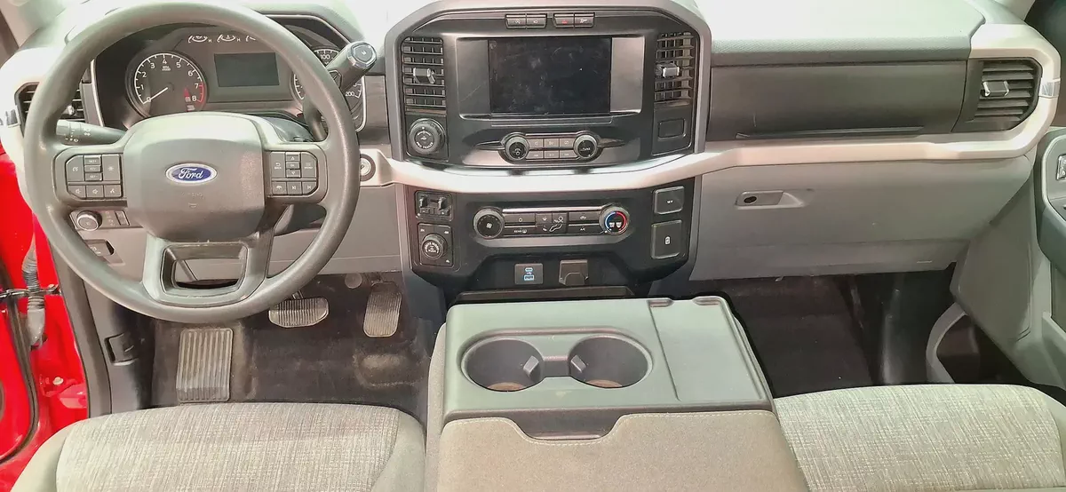 2023 Ford F150 V8 XTR Package No Accidents-12-12