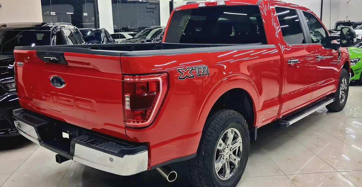 2023 Ford F150 V8 XTR Package No Accidents-3-3