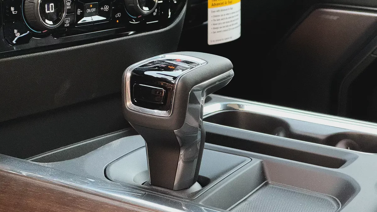 Chevrolet Silverado High Country 2026 Brand New 6.2L V8-7-7