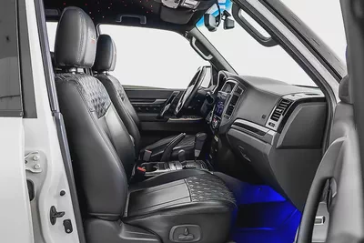 1,599 AED / 60 month’s | 0% DP | 2020 Mitsubishi Pajero 3.8L Signature / Full-Service History-7