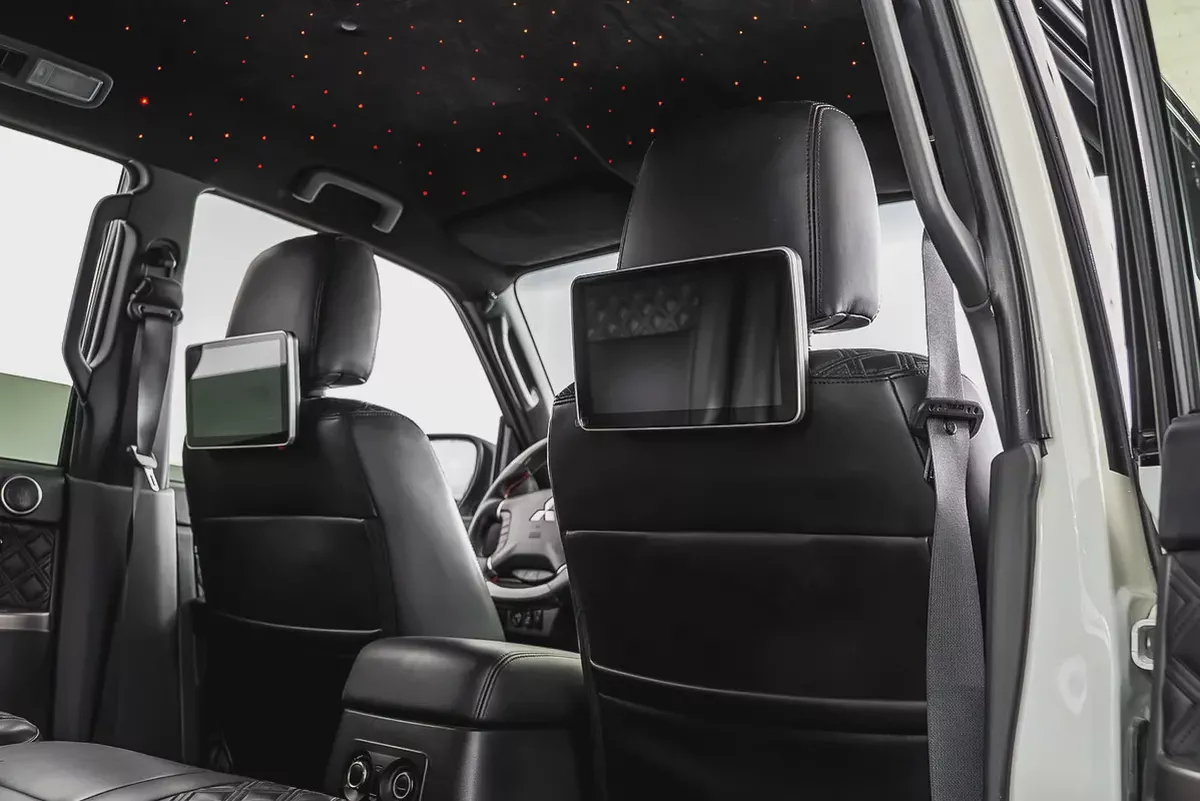 1,599 AED / 60 month’s | 0% DP | 2020 Mitsubishi Pajero 3.8L Signature / Full-Service History-14-14