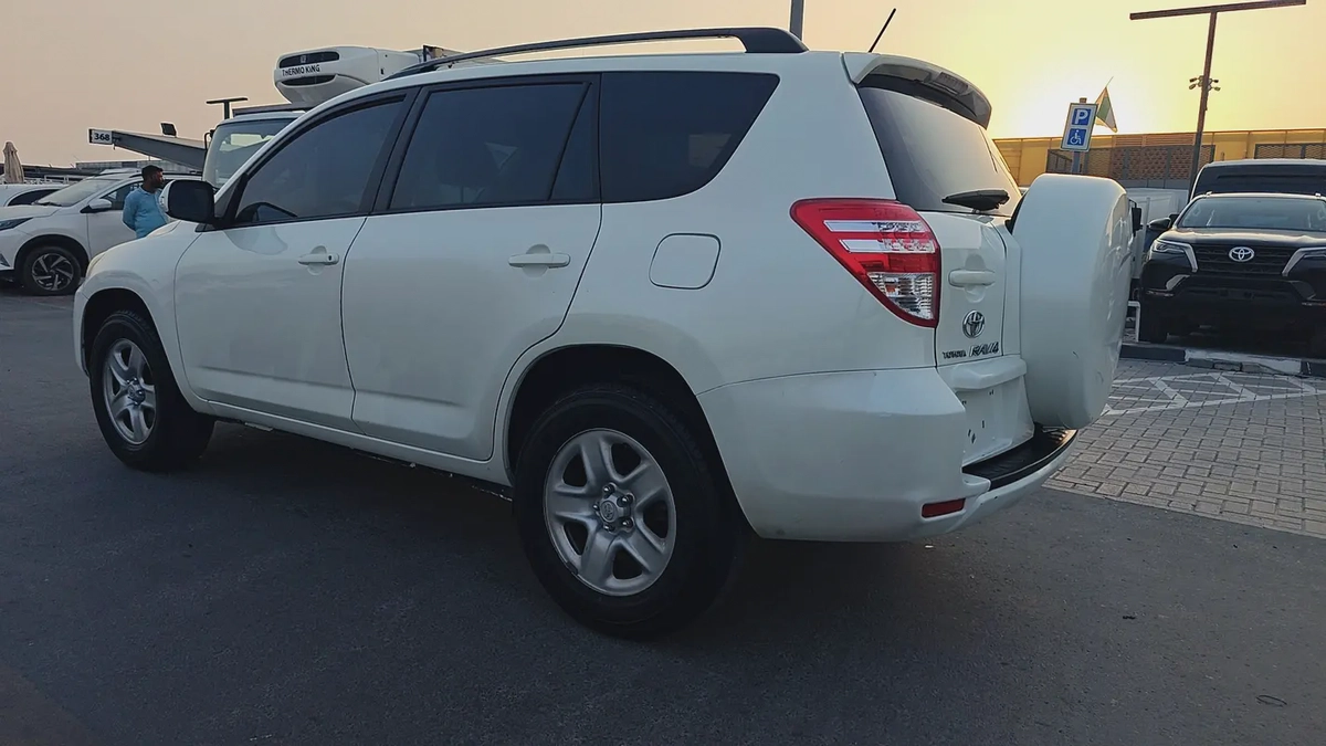 Toyota RAV4 GXR 2009 | GCC Specs | Well Maintained-2-2
