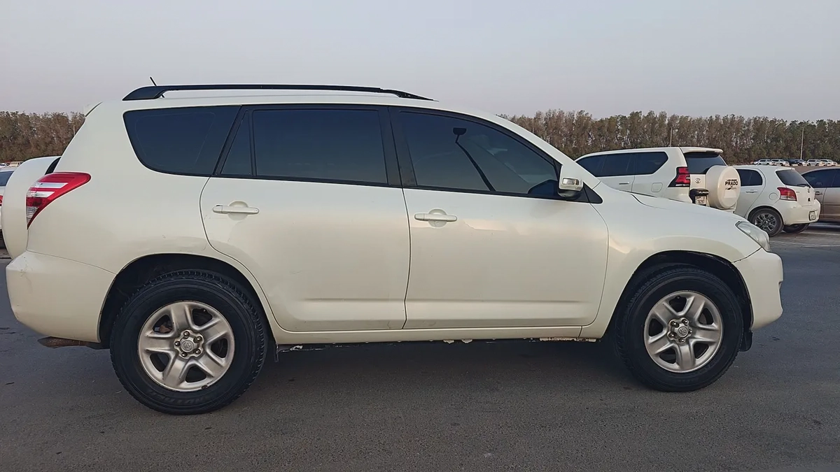 Toyota RAV4 GXR 2009 | GCC Specs | Well Maintained-4-4