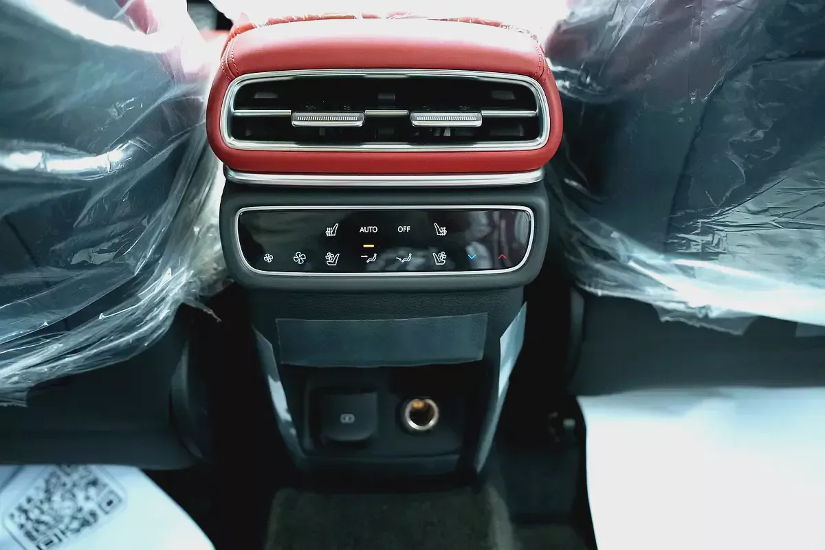 Genesis GV80 Royal 2026 GCC Specs - Zero Mileage-5-5